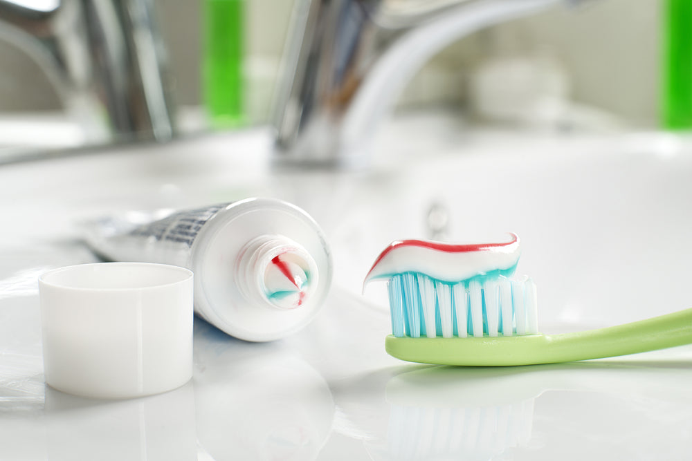 clean your phone case with toothpaste